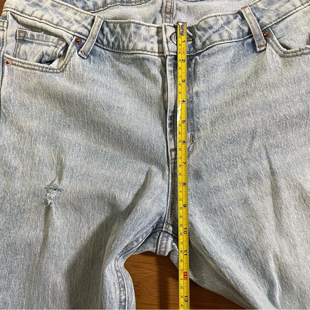 Old Navy Mid Rise Super Flare Light Wash Blue Jeans 70s Inspired NWT - Picture 8 of 11